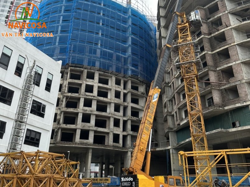 Cac cong viec Navicosa da cho thue xe cau 45 tan thuc hien