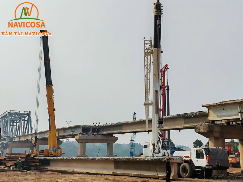 Cac cong viec ma xe cau banh lop cua Navicosa thuong xuyen thuc hien