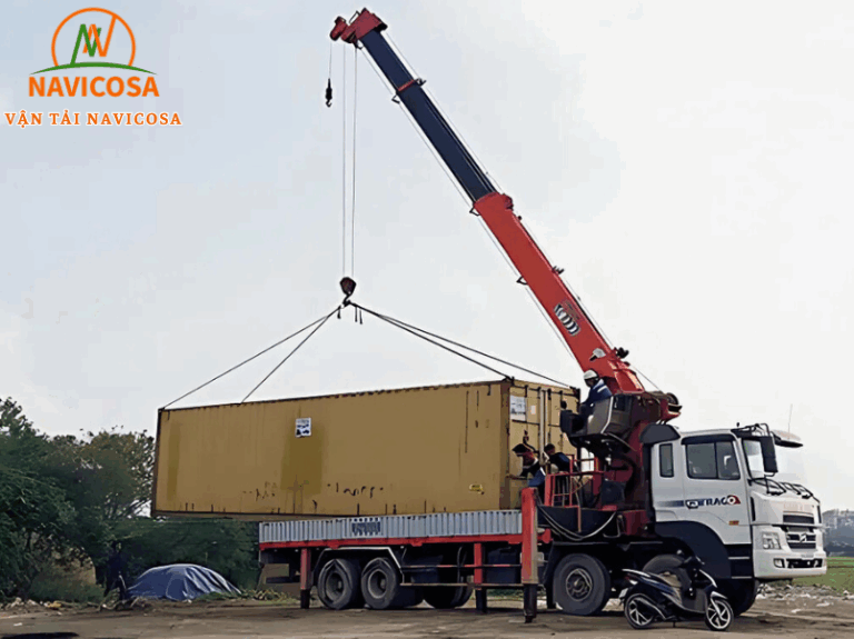 Dịch vụ cho thuê xe cẩu container chuyên nghiệp