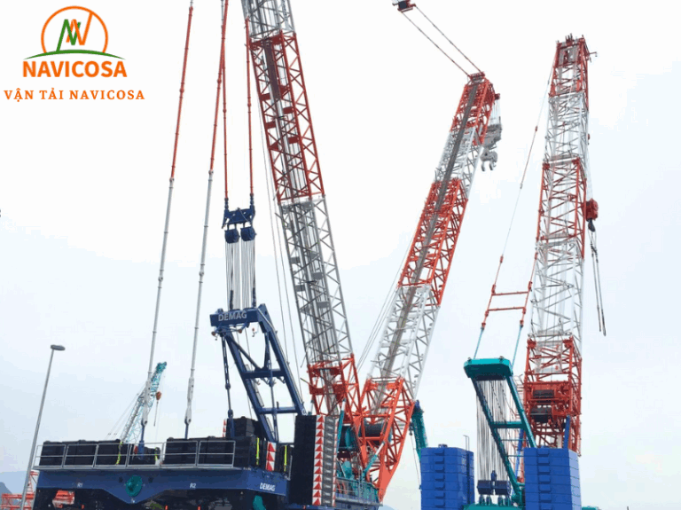 Xe cẩu bánh xích là gì? Cấu tạo, ưu nhược điểm và ứng dụng