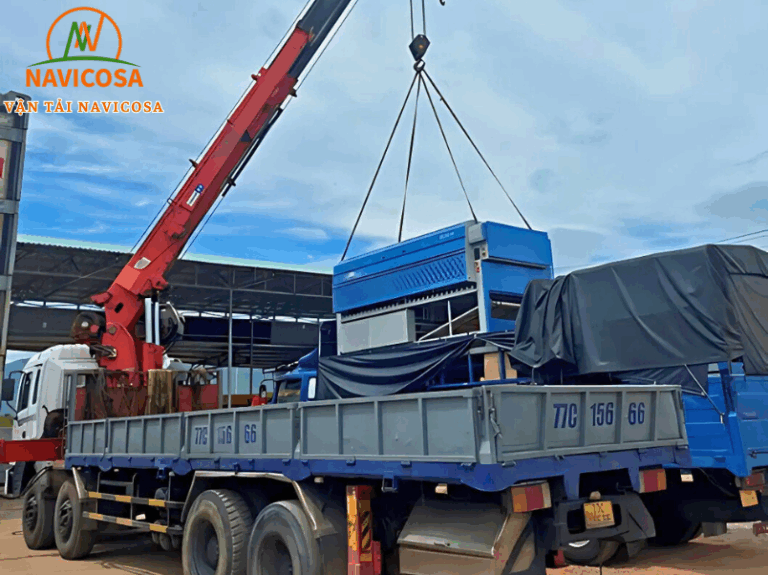 Cho thuê xe cẩu tại Lâm Đồng | Xe cẩu thùng, cẩu bánh lốp 3 tấn đến 120 tấn