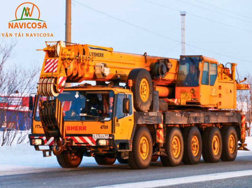 Xe cau Liebherr_ Giai phap nang ha hang hoa tai trong nang