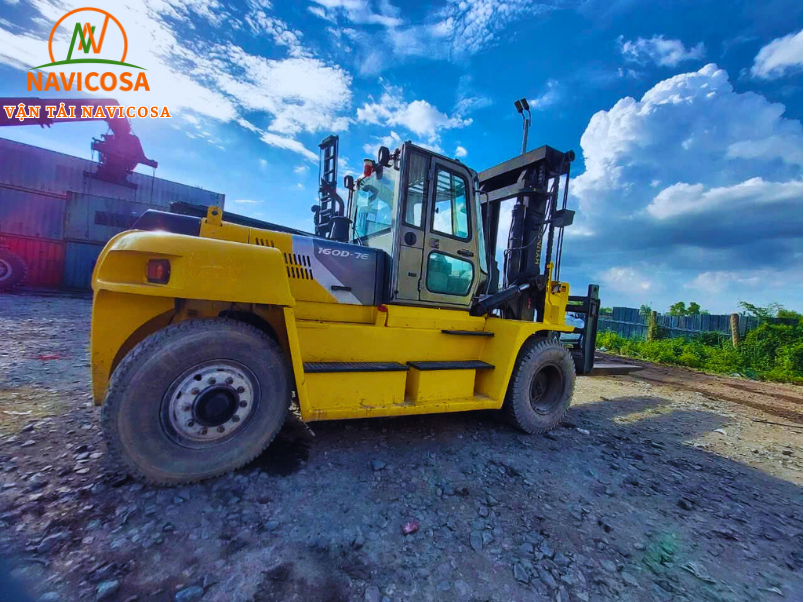 Cho thuê xe nâng tại TP.HCM giao xe nhanh