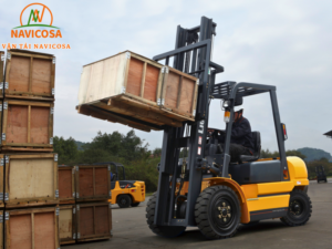 Xe nang Can Tho - dich vu cho thue xe nang dien, xe nang dau uy tin