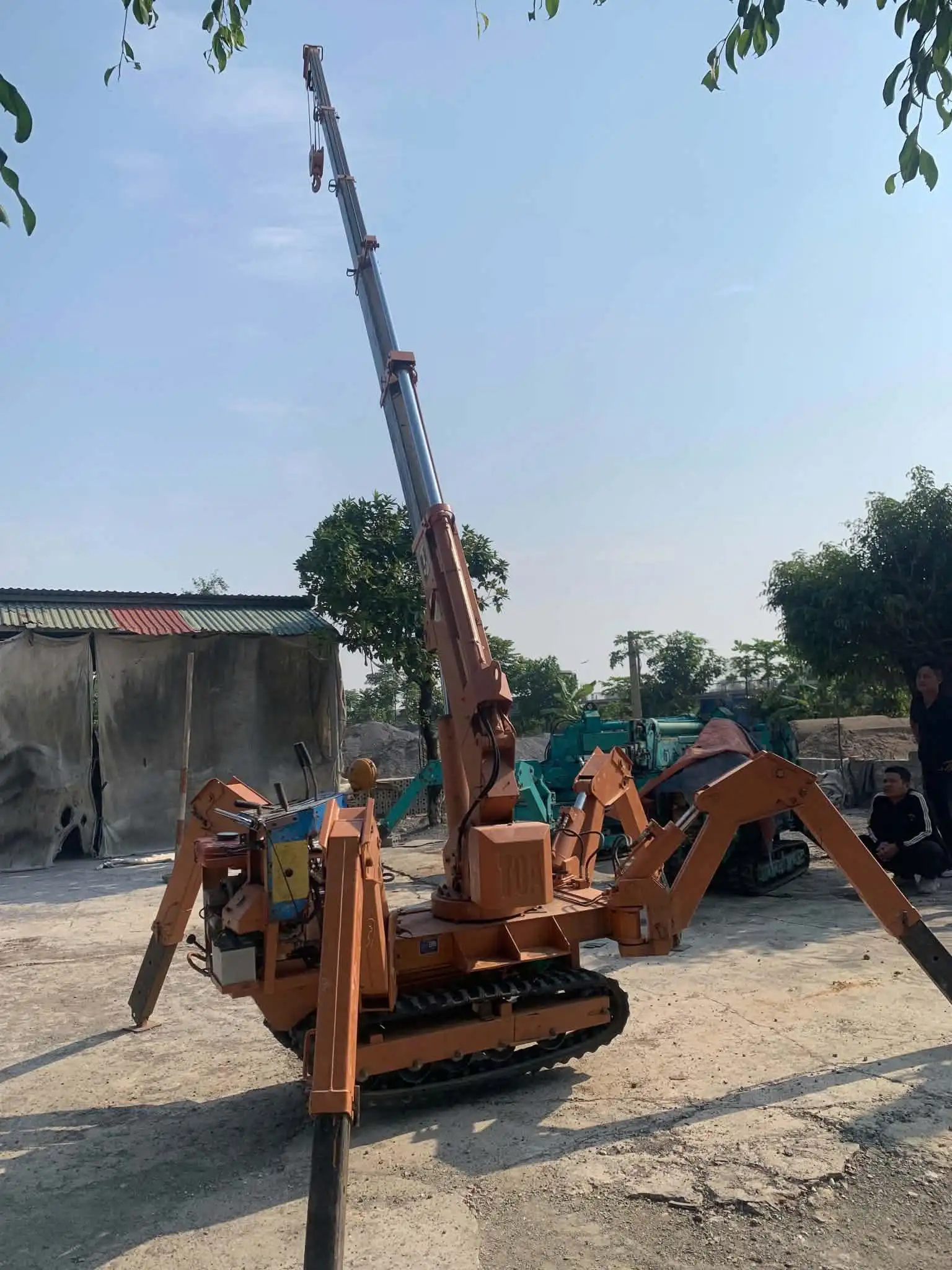 Cẩu chân nhện mini Navicosa cho thuê
